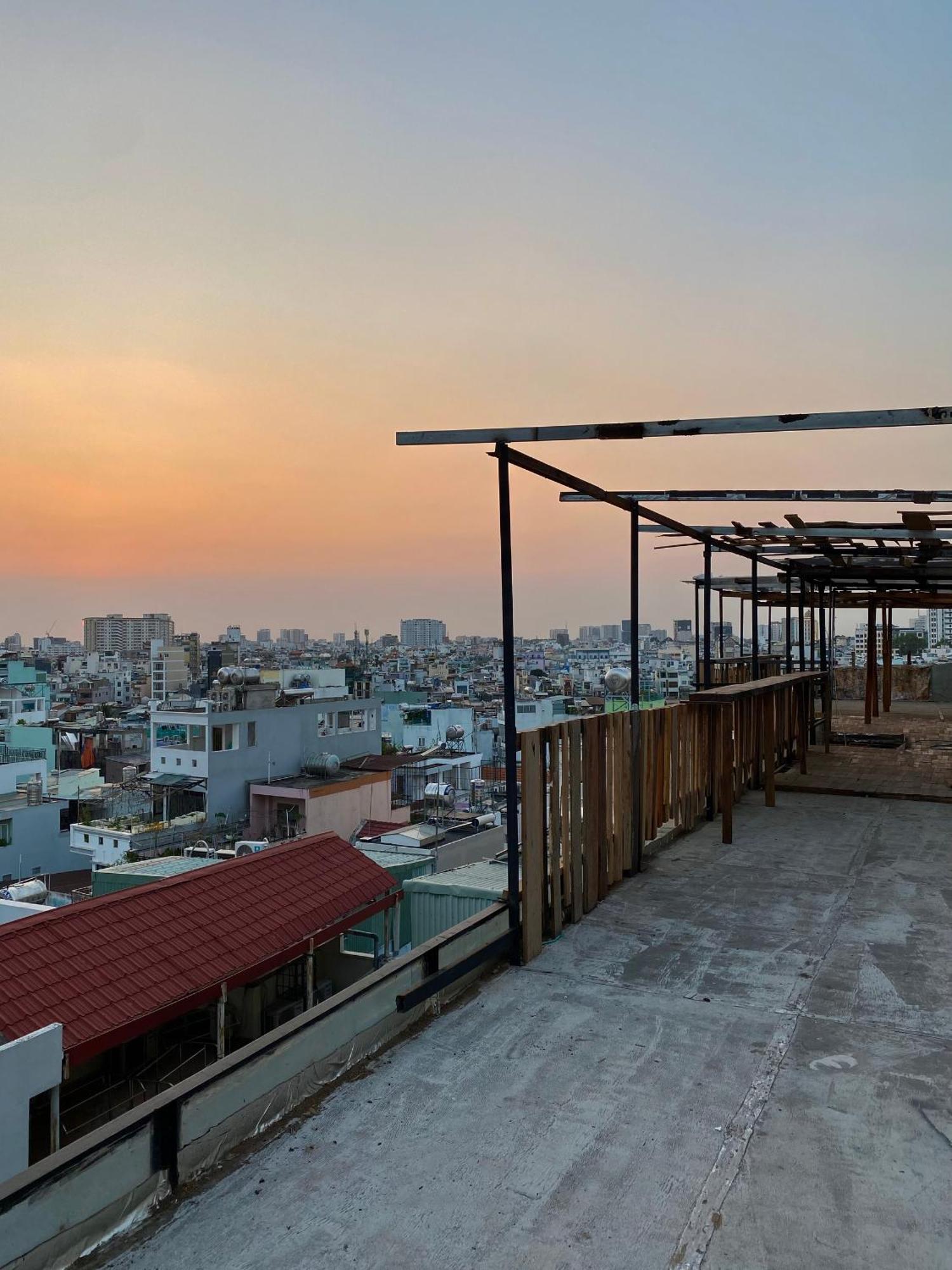 The Gk House Hostel, Ecolliving, Central City, Natural Wooden, Chill View Rooftop, Restaurant And Cocktail Bar Ho-Chi-Minh-Stadt Exterior foto