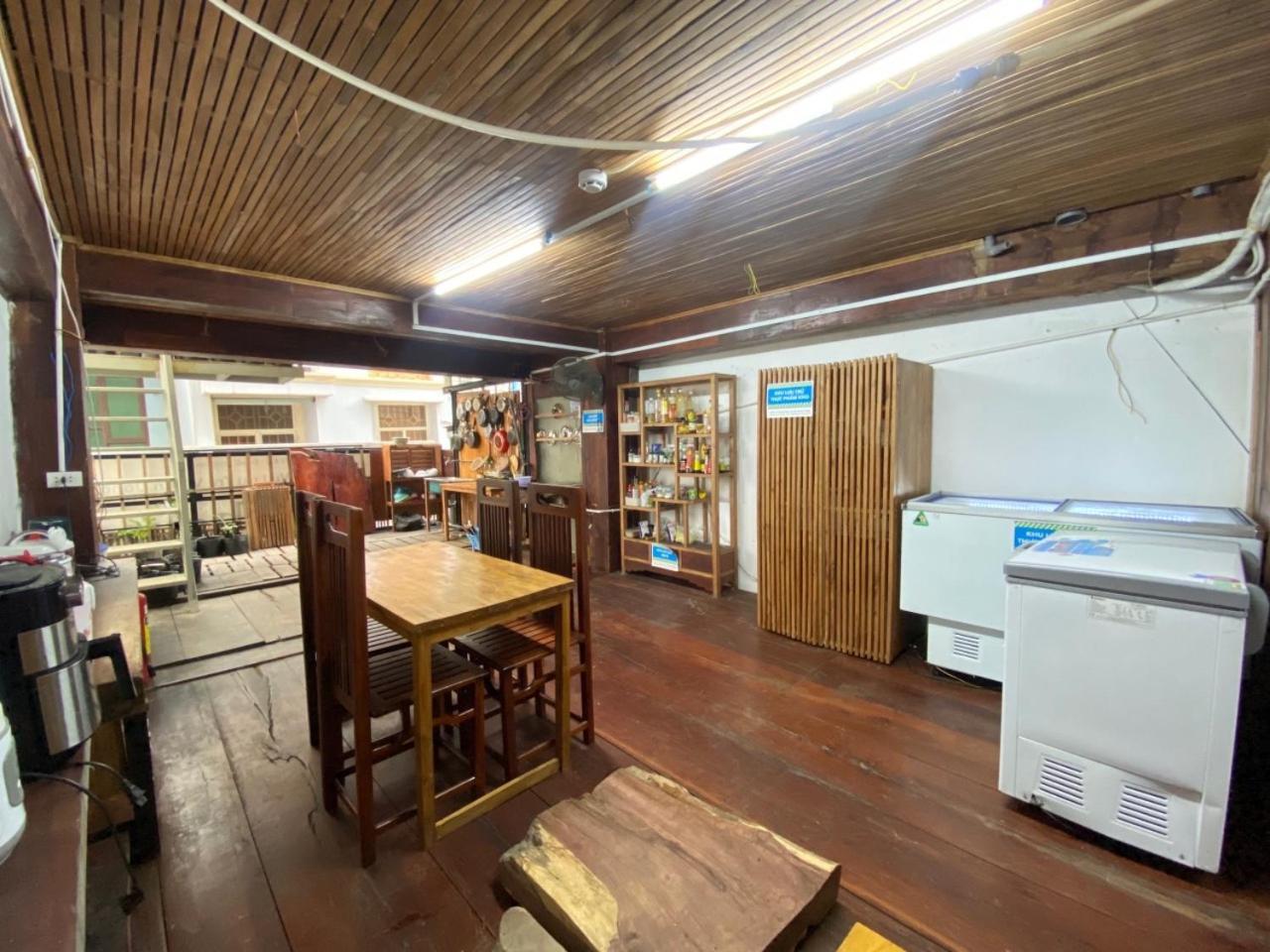 The Gk House Hostel, Ecolliving, Central City, Natural Wooden, Chill View Rooftop, Restaurant And Cocktail Bar Ho-Chi-Minh-Stadt Exterior foto
